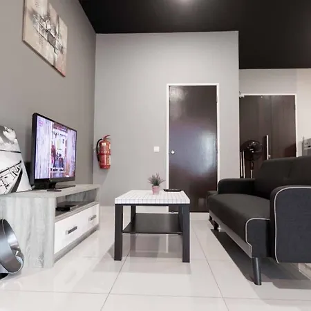 Spacious 3 Bedrooms By Cozy Home Bayan Lepas Exterior photo