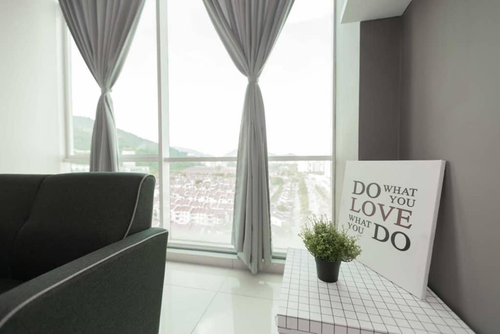 Spacious 3 Bedrooms By Cozy *